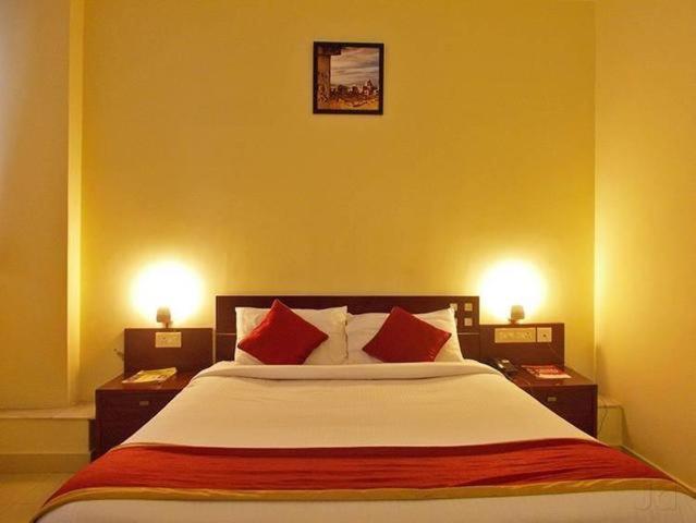 Maya International Hotel Mangalore Ngoại thất bức ảnh